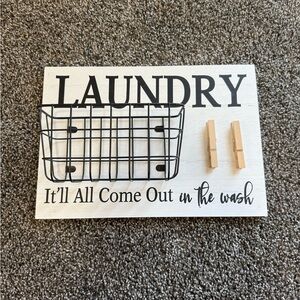 Laundry Wall Sign with Basket and Clothespins